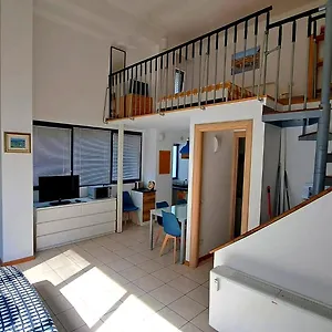 Appartement Gemme Fiorentine In Front Of The Train Station 5 Minutes From The Centre Free Parking Florence