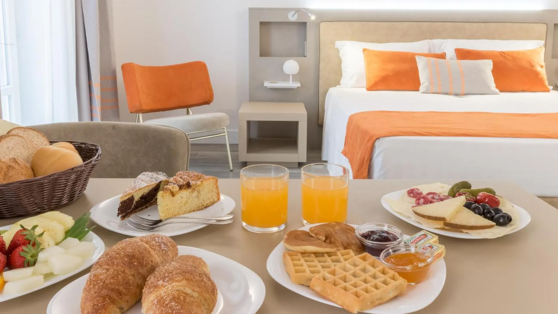 Hotel Italia Cagliari 3*,